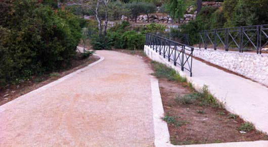 le joli canal de saint julien à marseille 12eme